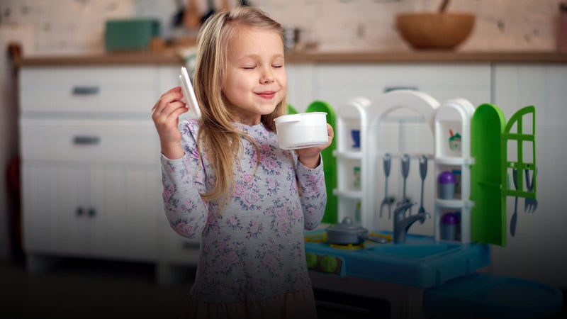 How Pretend Play Builds Real-Life Skills (That Kids Will Use for Years)
